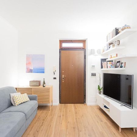 Rosart House By Rent All Comoアパートメント エクステリア 写真